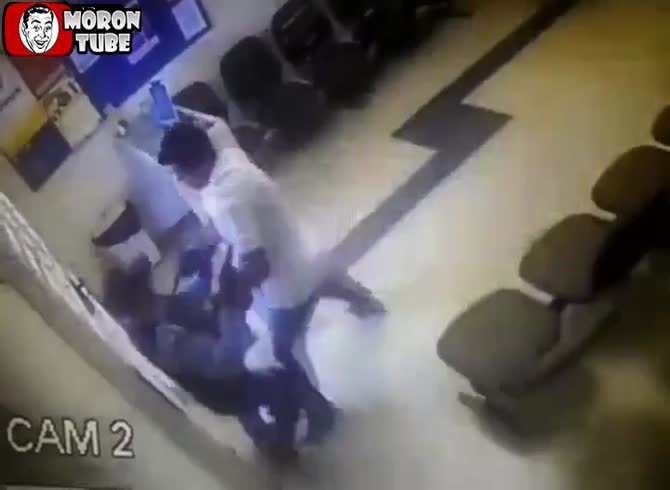 Video :A security guard was shot and killed at work in Brazil
